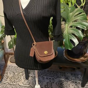 Vintage Coach Crossbody Purse.